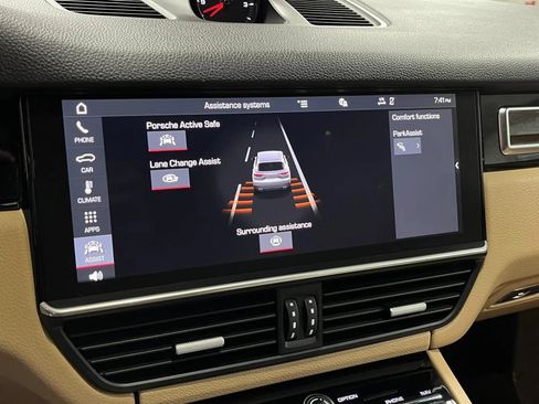 Used 2019 Porsche Cayenne AWD/4WD image 15