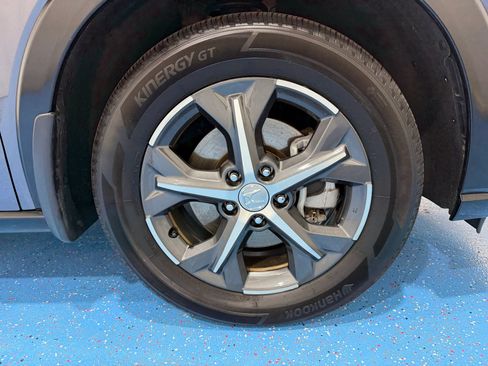 Used 2023 Honda HR-V EX-L image 56