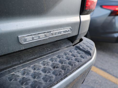 Used 2025 GMC Canyon Elevation w/ Convenience Package image 13