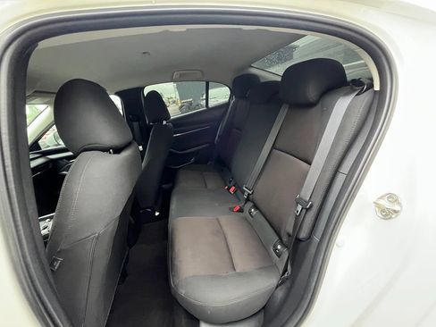 Used 2024 MAZDA MAZDA3 s FWD image 24