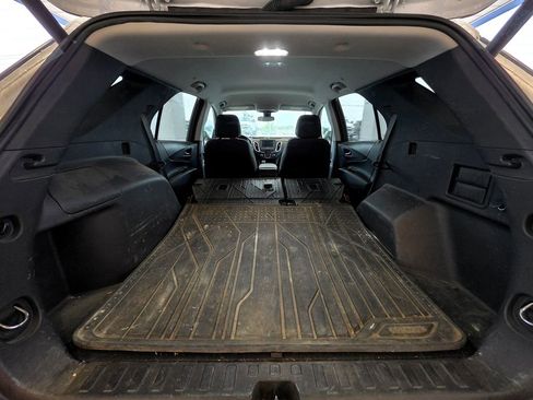 Used 2022 Chevrolet Equinox LT FWD image 10