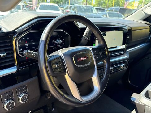Used 2022 GMC Sierra 1500 SLT w/ Max Trailering Package AWD/4WD image 16