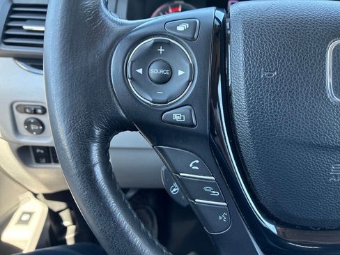 Used 2017 Honda Ridgeline RTL-E image 31