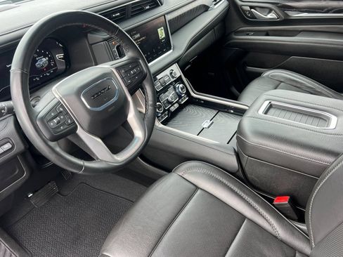 Used 2024 GMC Yukon Denali AWD/4WD image 11