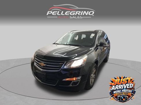 Used 2017 Chevrolet Traverse LT AWD/4WD image 1