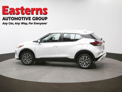 Used 2023 Nissan Kicks SV image 60