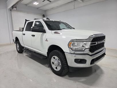 Used 2022 RAM 2500 Tradesman w/ Chrome Appearance Group