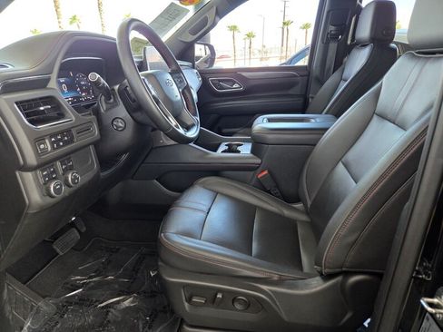 Used 2023 Chevrolet Suburban RST w/ Luxury Package AWD/4WD image 13