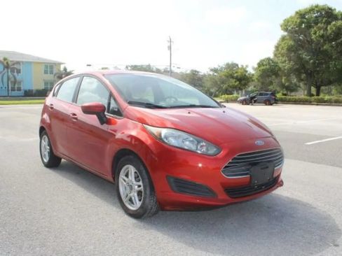 Used 2019 Ford Fiesta SE FWD image 31