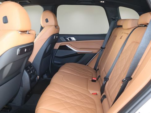 Used 2026 BMW X5 xDrive50e w/ Executive Package image 12