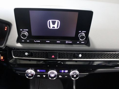 Certified 2025 Honda Civic Sport image 26