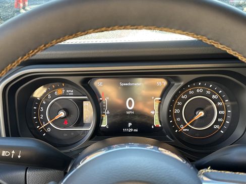 Used 2024 Jeep Wrangler Sahara w/ Technology Group image 31