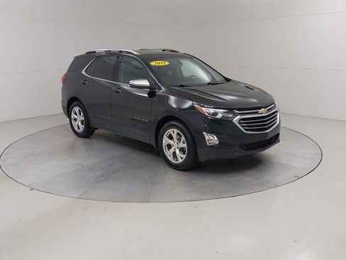 Used 2019 Chevrolet Equinox Premier FWD image 10