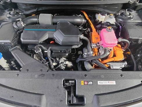 Used 2023 Kia Sportage EX AWD/4WD image 28