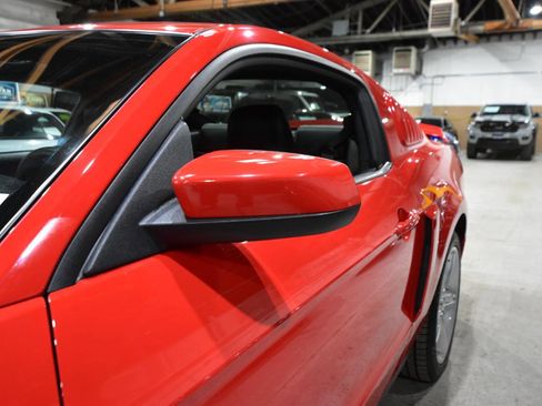 Used 2010 Ford Mustang GT image 49