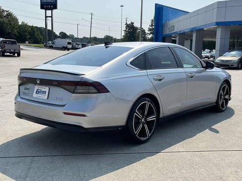 Used 2025 Honda Accord Sport image 5