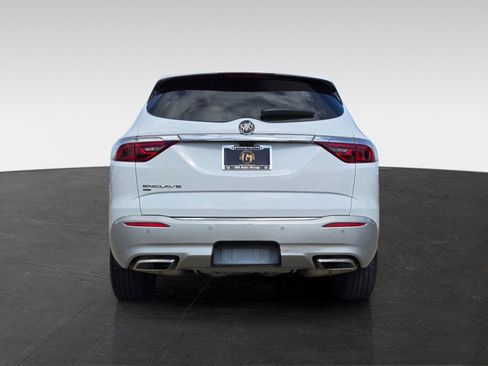 Used 2024 Buick Enclave Premium AWD/4WD image 5