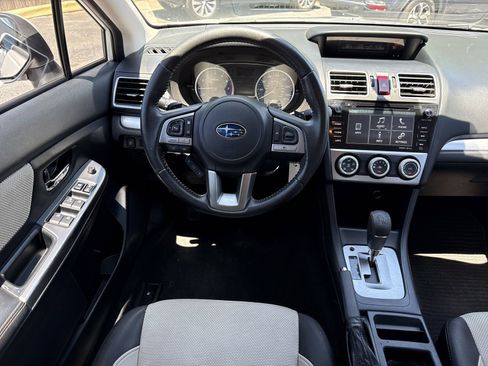 Used 2017 Subaru Crosstrek 2.0i Premium AWD/4WD image 12