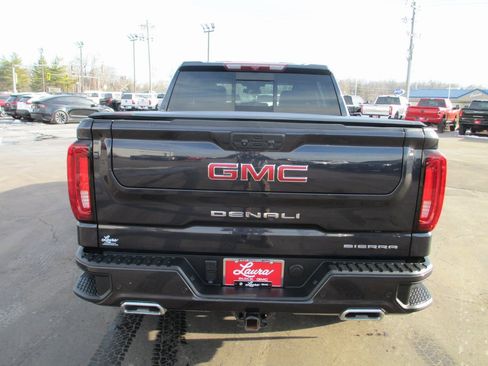 Used 2022 GMC Sierra 1500 Denali image 5