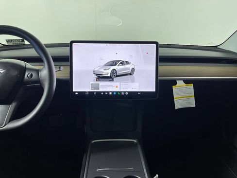 Used 2023 Tesla Model 3 Standard Range RWD image 16