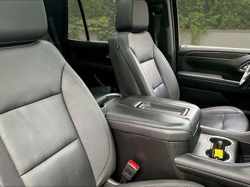 Used 2023 Chevrolet Tahoe LT w/ Luxury Package AWD/4WD image 29