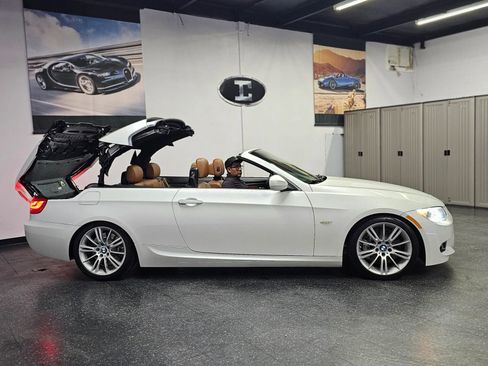 Used 2013 BMW 335i 335i Convertible 2D image 18