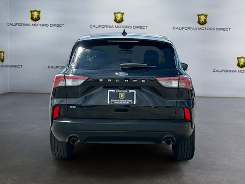 Used 2022 Ford Escape SE w/ SE Sport Appearance Package FWD image 4