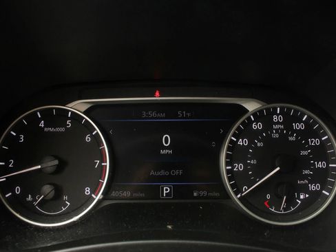 Used 2021 Nissan Sentra SR w/ SR Premium Package image 26