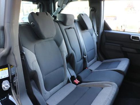 New 2025 Ford Bronco 4-Door image 13