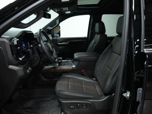 Used 2024 Chevrolet Silverado 1500 High Country w/ High Country Premium Package image 28