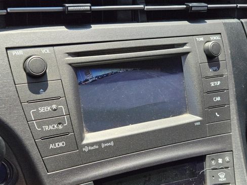 Used 2014 Toyota Prius Three image 18