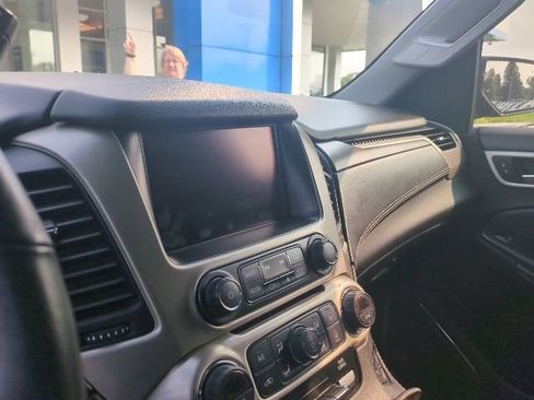 Used 2018 GMC Yukon XL Denali w/ Denali Ultimate Package AWD/4WD image 18