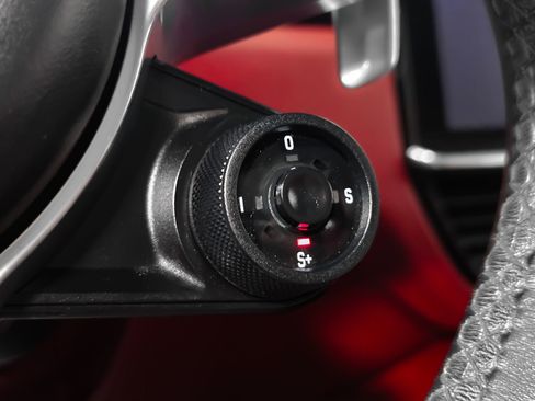 Used 2022 Porsche Cayenne Coupe image 22