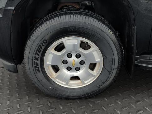 Used 2014 Chevrolet Tahoe LT w/ Luxury Package image 24