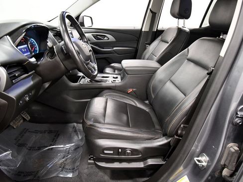 Used 2021 Chevrolet Traverse LT AWD/4WD image 14