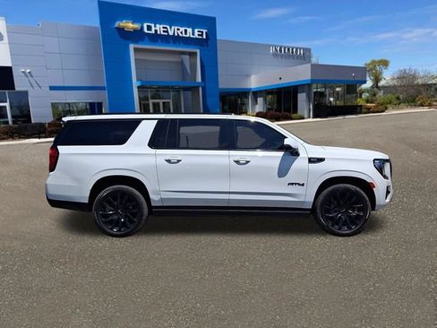 Used 2023 GMC Yukon XL AT4 w/ LPO, Floor Liner Package AWD/4WD image 26