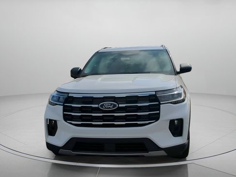 New 2026 Ford Explorer Active w/ Active Comfort Package RWD image 9