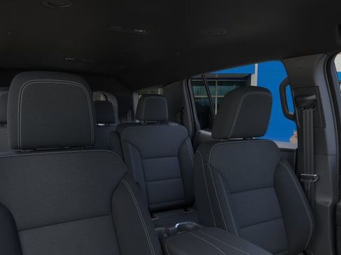 New 2025 Chevrolet Traverse LT w/ Driver Confidence Package image 25