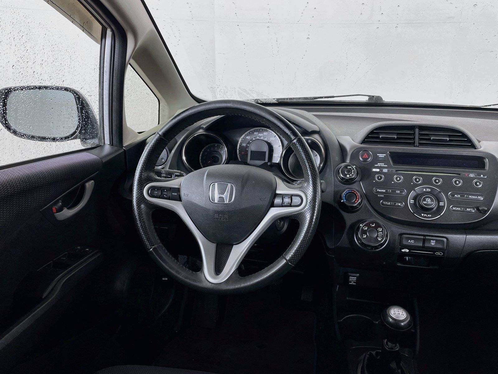 Used 2012 Honda Fit Sport image 2