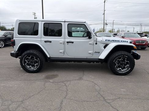 Used 2023 Jeep Wrangler Unlimited Rubicon 4xe w/ Cold Weather Group AWD/4WD image 7