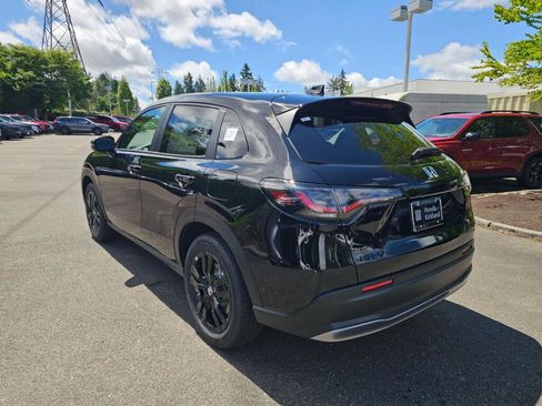 New 2027 Honda HR-V Sport image 5