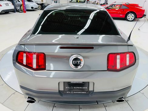 Used 2011 Ford Mustang GT Premium w/ Brembo Brake Pkg RWD image 11
