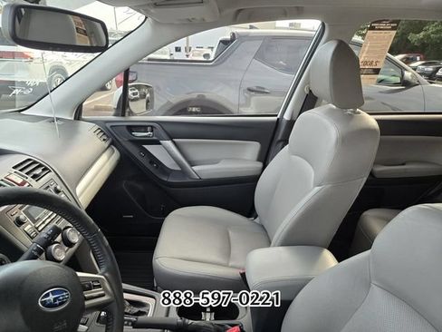 Used 2015 Subaru Forester 2.5i Touring w/ Popular Package #2 AWD/4WD image 2