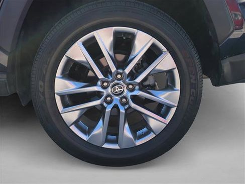 Certified 2021 Toyota RAV4 Limited image 9