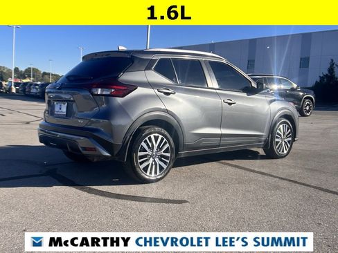 Used 2021 Nissan Kicks SV image 13