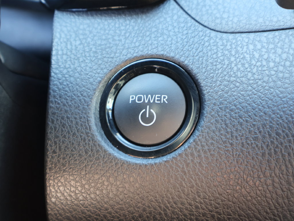 Used 2026 Toyota Camry SE FWD image 31