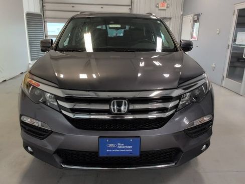 Used 2017 Honda Pilot Touring image 8