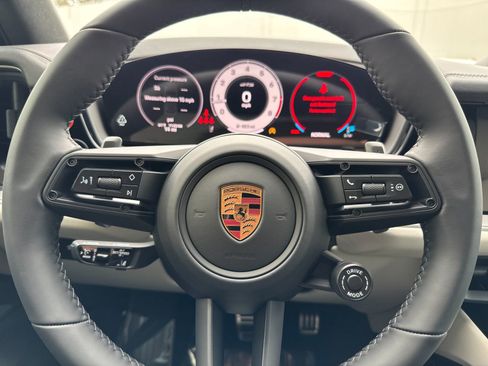 New 2026 Porsche Cayenne GTS image 28