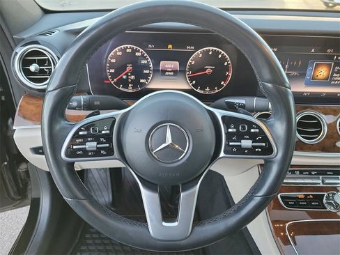 Used 2020 Mercedes-Benz E 350 Sedan image 21