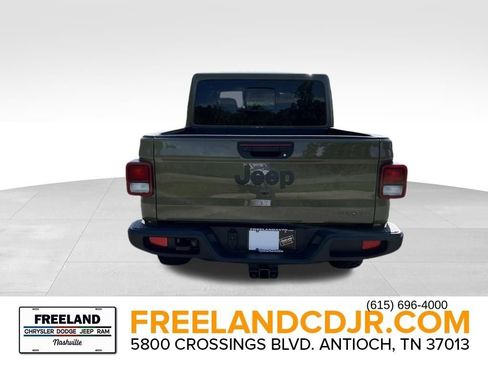 New 2025 Jeep Gladiator Sport image 6